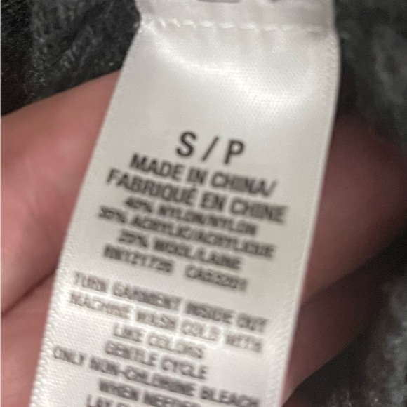 Cozy winter 🥶 Aeropostale husky sweater - Picture 3 of 4